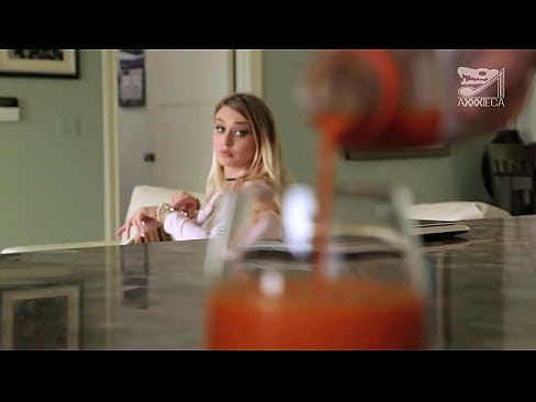 ❤️ Гарачая дзяўчына з вялікімі сіськамі і тугі шапіках атрымлівае член ад няўдачніка, але вельмі цяжка Якасны сэкс у порна be.porn-evooli.ru ❌️❤